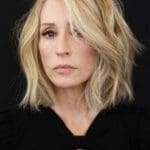 messy-bob-hairstyle-with-side-part-shorthaircuts