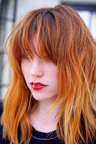 Messy Layered Hairstyles With Bangs #mediumlengthhairstyles #mediumhair #layeredhair #hairstyles