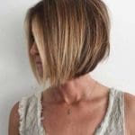 middle-parted-layered-bob-haircut-shorthaircuts