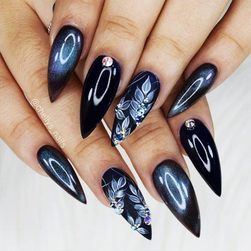 Newest Black Glitter Nails Ideas Picture 4