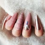 pink-nails-for-the-real-princesses-picture-1