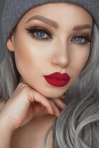 Red Lipstick Looks for Girls with Blonde Hair picture 3