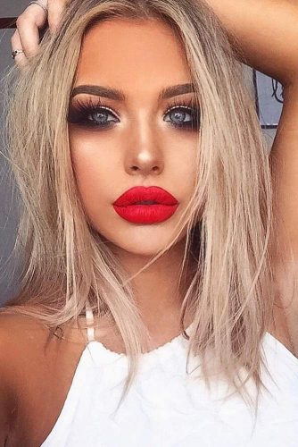 Red Lipstick Looks for Girls with Blonde Hair picture 1