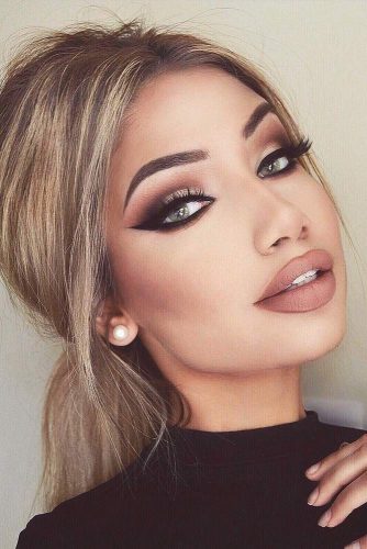 Sexy Cat Eye Makeup Looks picture 1