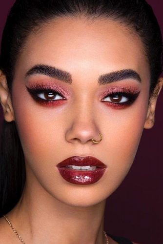 Sexy Makeup Ideas With Cat Eye Eyeline Style picture 3
