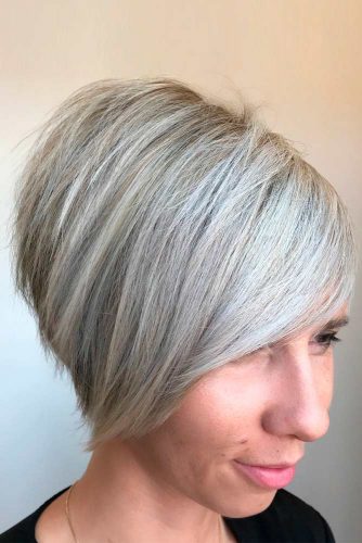 Short Simple Bob Cut With Side Bangs #shorthairstyles #blondehair