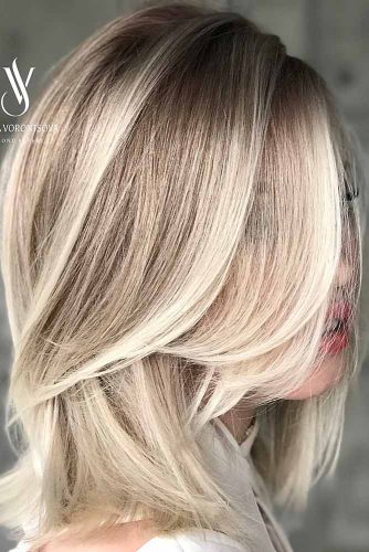 Straight Hairstyles for Shoulder Hair Blonde Balayage #shoulderlengthhair #longbob #hairstyles #straighthair #blondebalayage