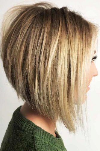 Straight Inverted Bob Hairstyle Looks Picture 2