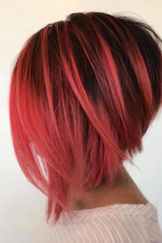 Straight Inverted Bob Hairstyle Looks Picture 4
