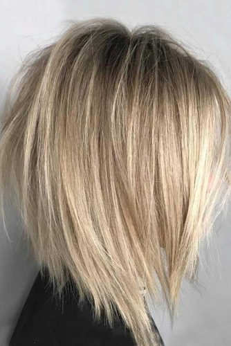 Straight Layered Haircuts for Woman picture2