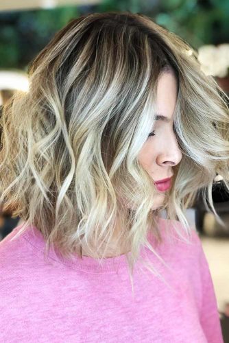 Stylish Layered Hairstyles for Shoulder Lenght Hair picture 2