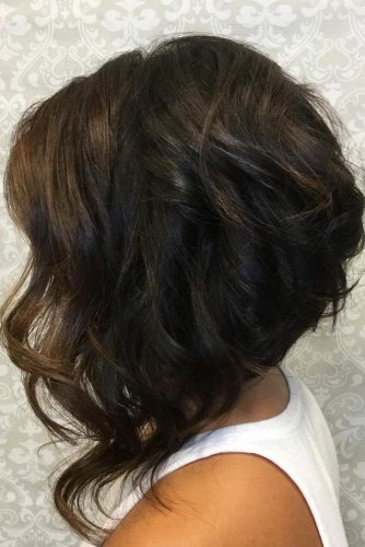 Trendy Textured Haircut for Your Wavy Hair picture 1