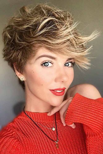 Two-Toned Pixie #pixie #pixiecut #messyhair #longpixie