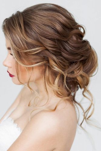 Updos For Wavy Hair picture2
