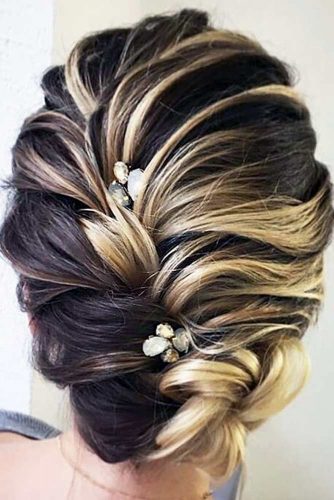 Updos Hairstyles picture2
