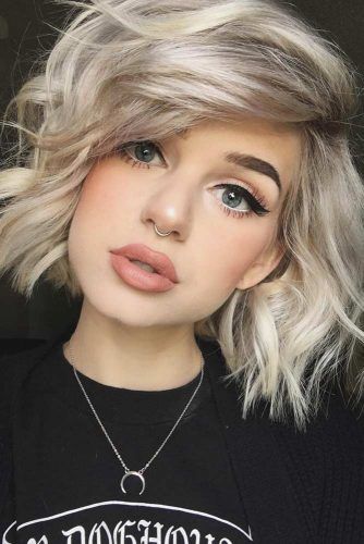 Wavy Blonde Short Bob Haircut #haircutstyles #haircuts #shorthaircuts #bobhaircut