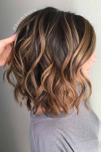 Wavy Middle Parted Haircuts #mediumlengthhaircuts #mediumhair #haircuts #longbob