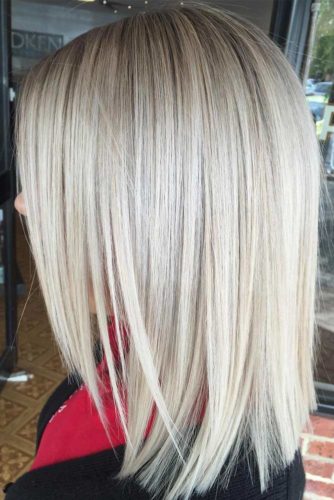 Shoulder-Length Layered Lob #layeredlob #blondehaircolor