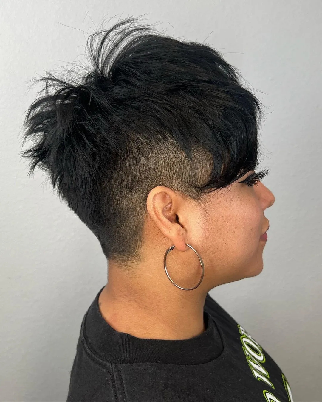 textured-pixie-with-faded-sides-and-side-bangs