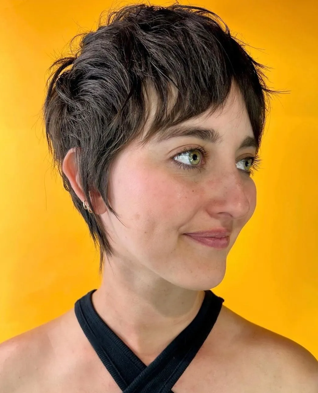 shaggy-brown-pixie-with-curtain-bangs