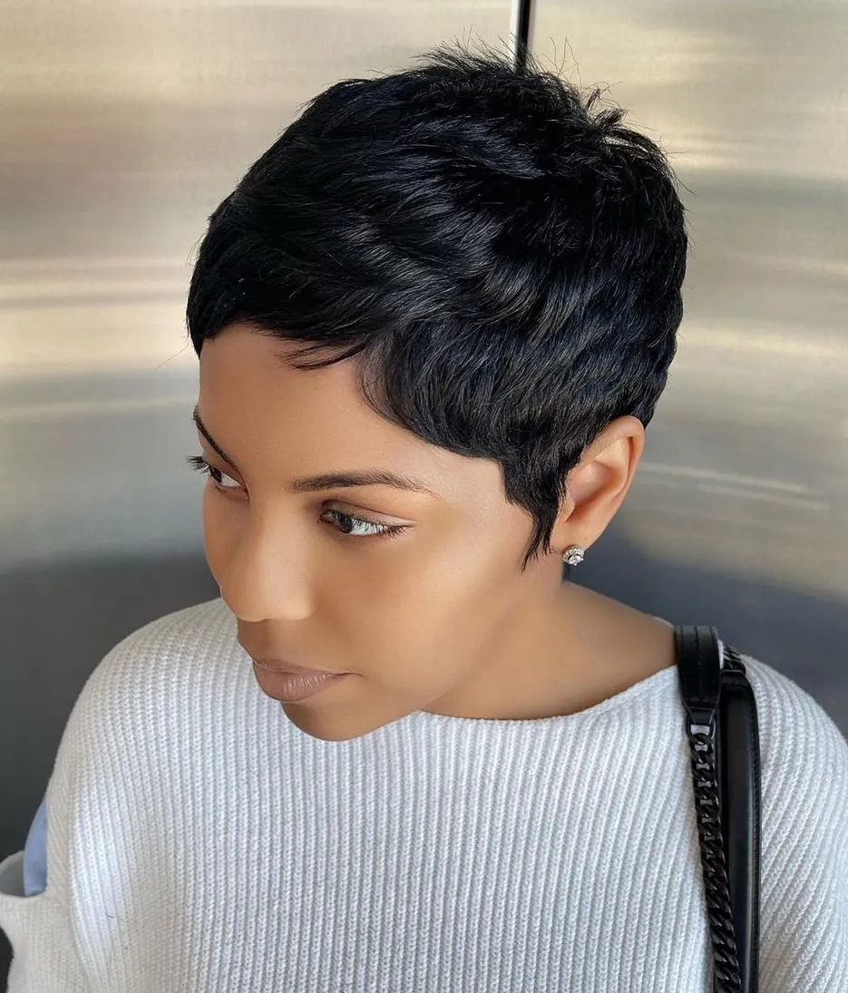 black-pixie-with-flat-waves-texture