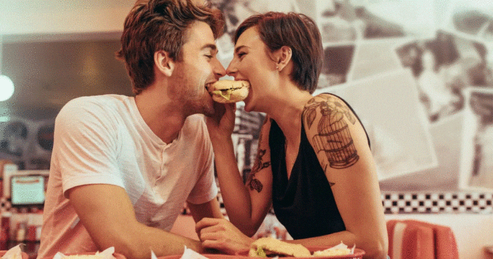 10 Things The happiest Couples Do For Each Other Without Being Asked
