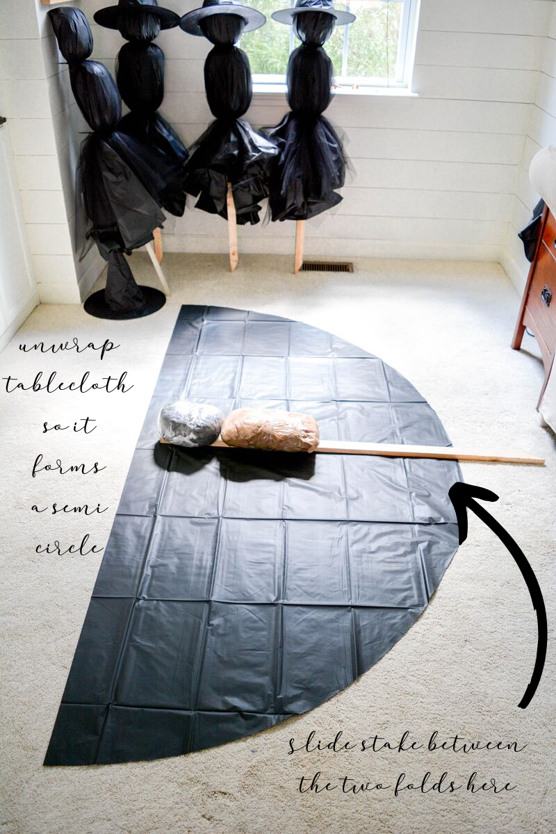 Unwrap-tablecloth