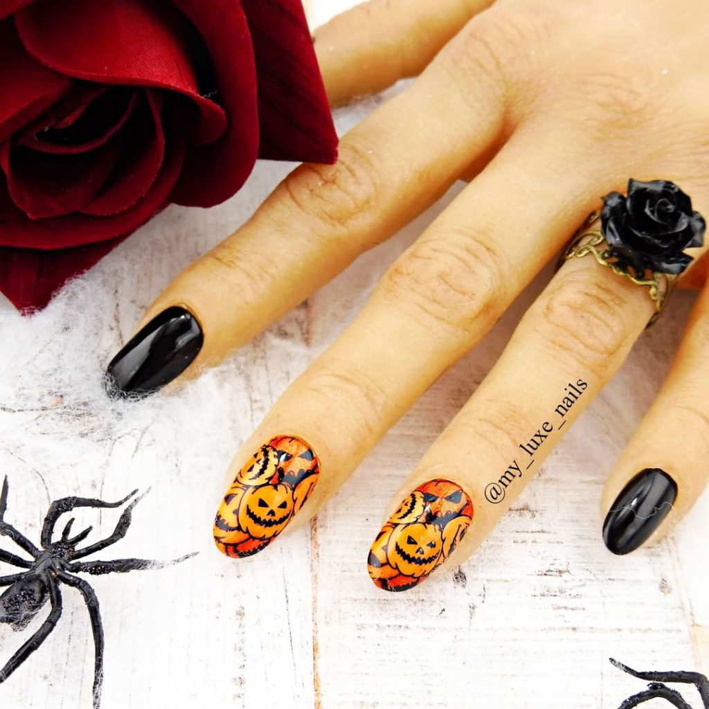 Stunning Pumpkin Halloween Press on Nails!