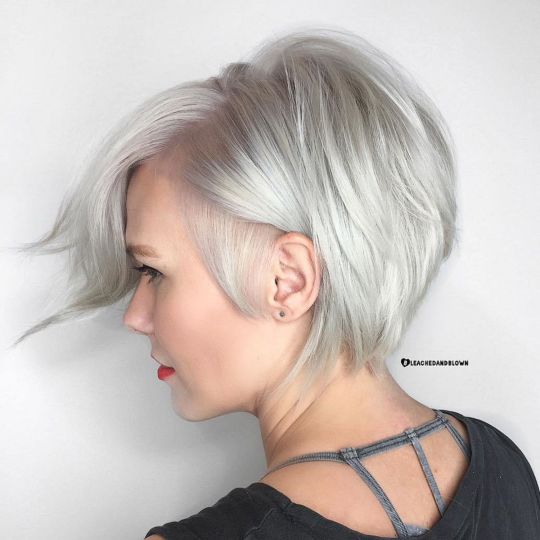 Silver-messy-bob-2021