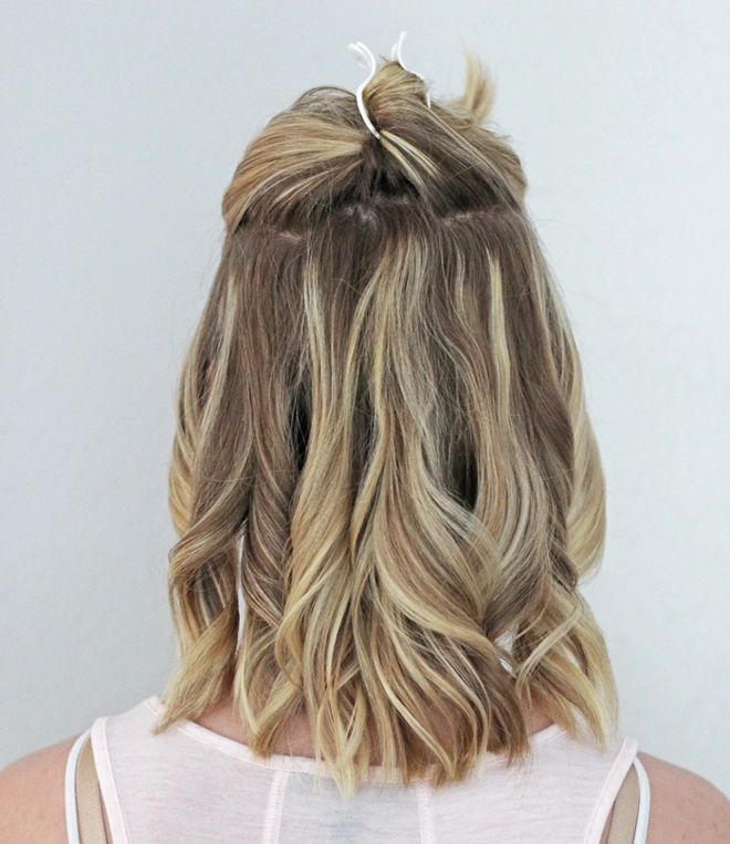 Alternating-Bottom-Curls-Hairstyles-For-Women