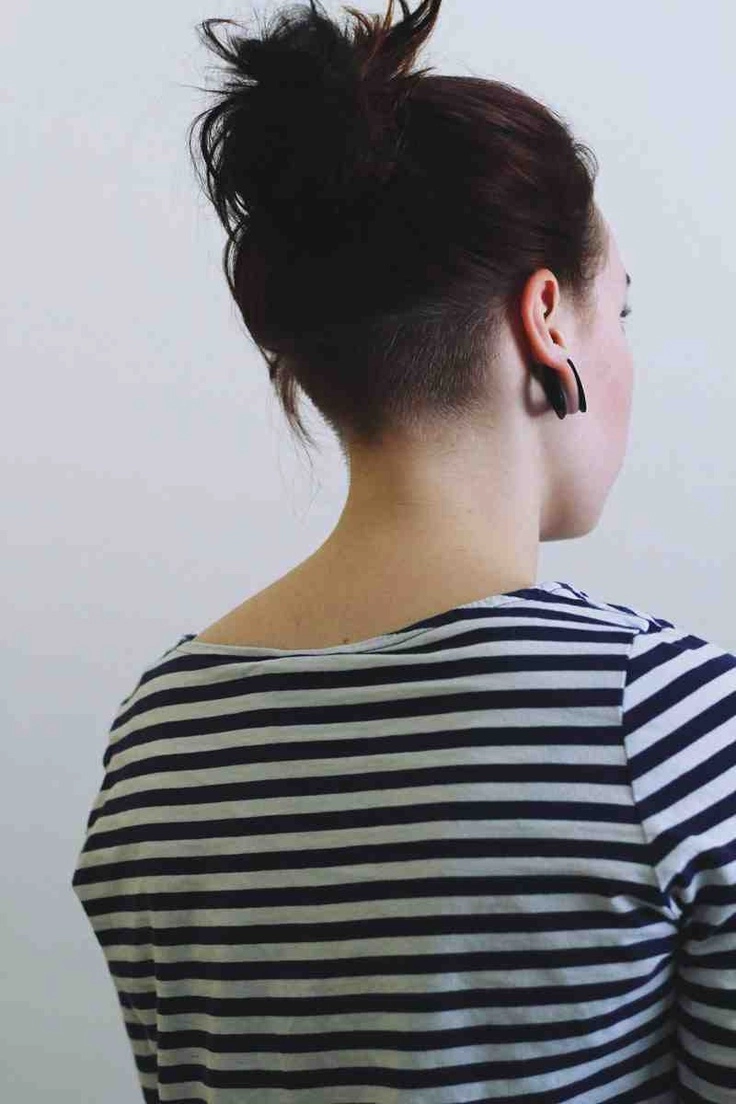 Nape-Undercut-Hairstyles-For-Women