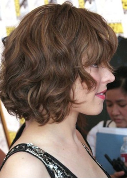 Soft-Curly-Bob-Hairstyles-For-Women