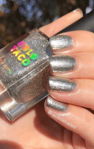silver glitter winter nails