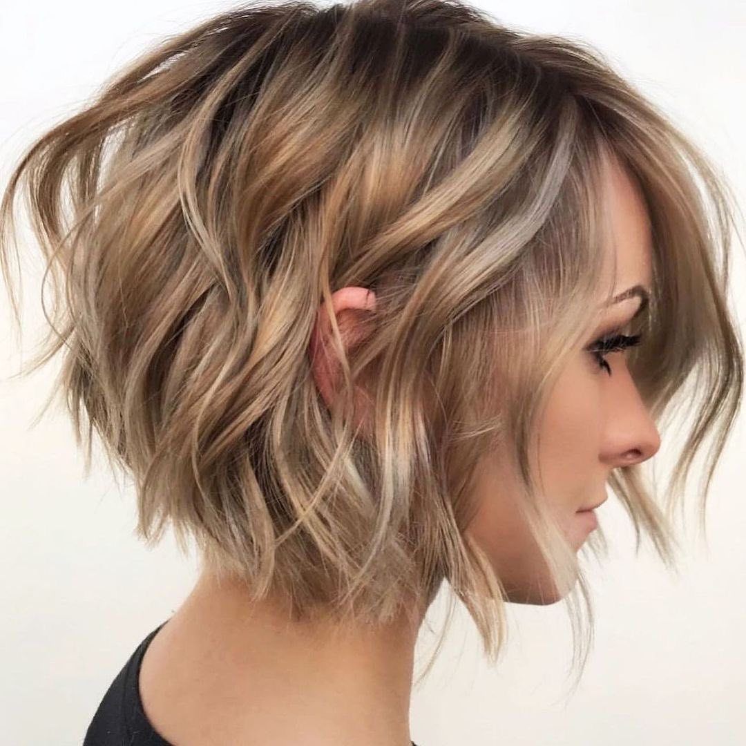 Cute Short Haircuts for Thick Hair - Women Short Hairstyle Trends