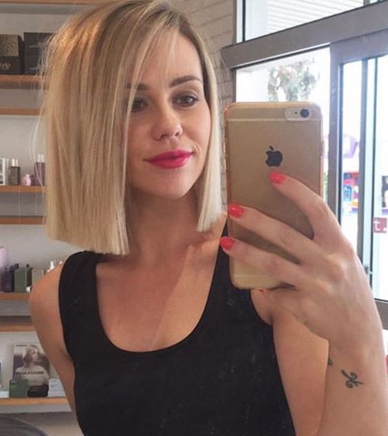 22 Amazing Blunt Bob Hairstyles to Rock this Summer (Short & Medium Hair)