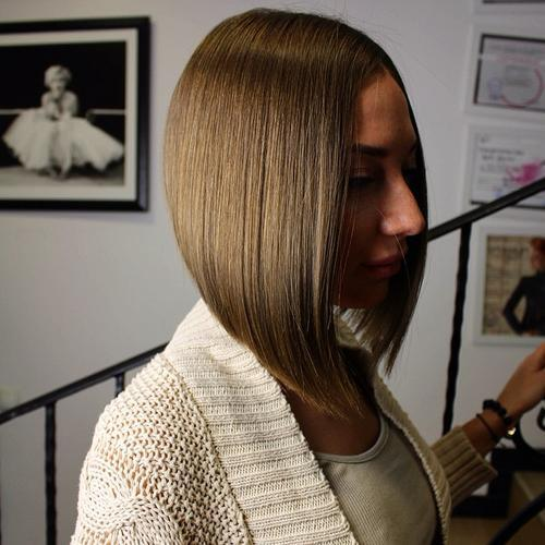 29 Best Blunt Bob Hairstyles For Women 2025