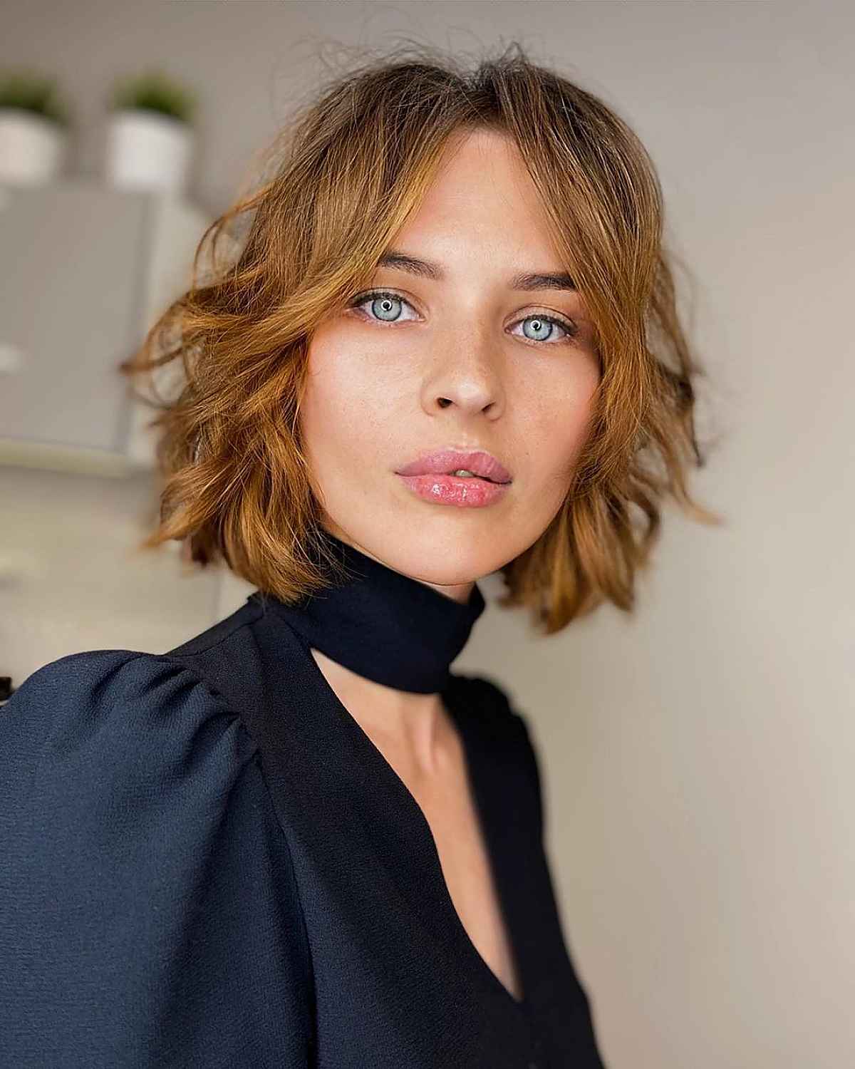 effortless chin-length wavy bob