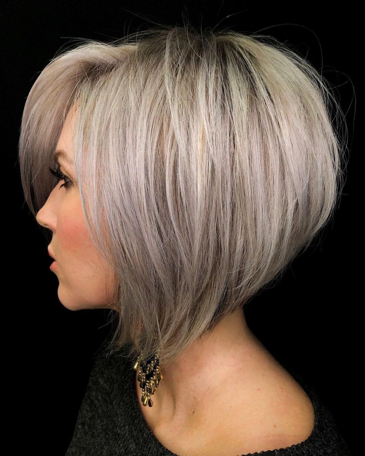 short dirty blonde bob