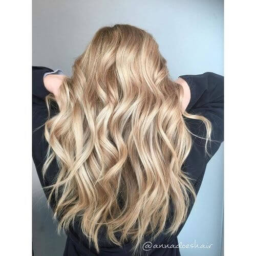 Soft Blonde Waves