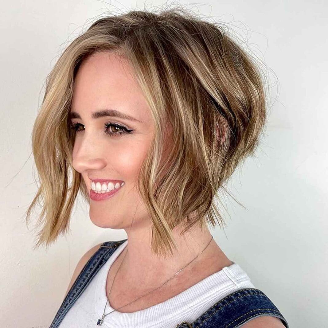 26 Best Chin-Length Bob Hairstyles For Women