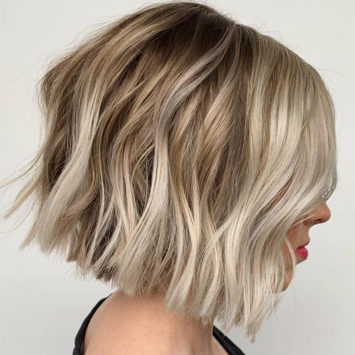 40 Best Short Blunt Hair Ideas For Woman 2024