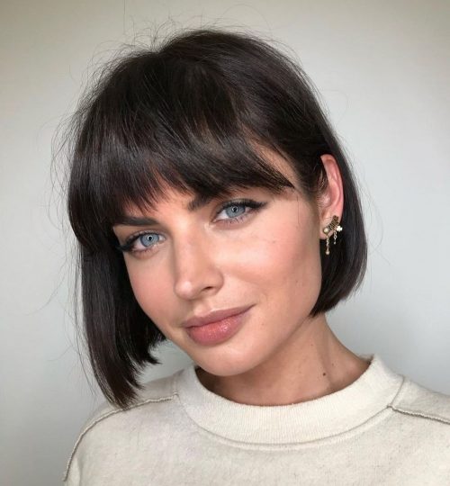 40 Best Short Blunt Hair Ideas For Woman 2025
