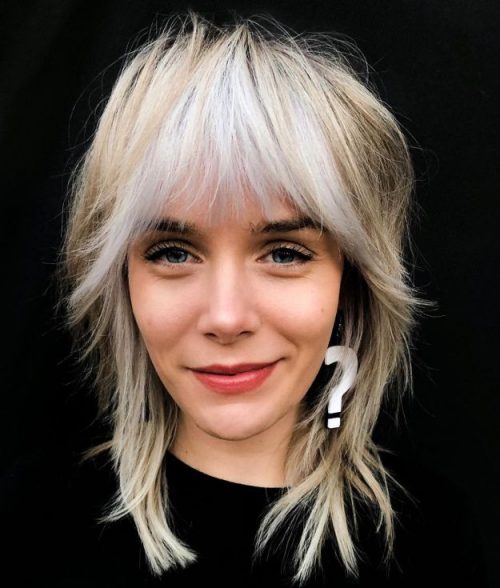 35 Most Universal Medium-Length Haircuts with Bangs