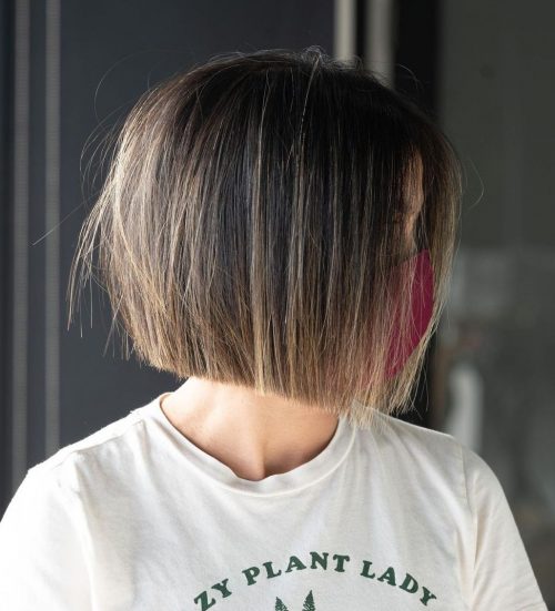 40 Best Short Blunt Hair Ideas For Woman 2025
