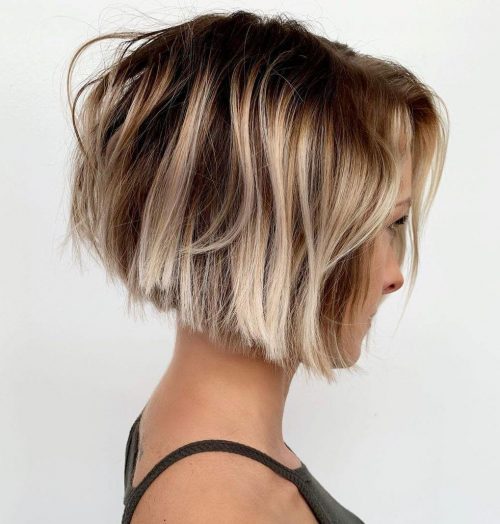 40 Best Short Blunt Hair Ideas For Woman 2024