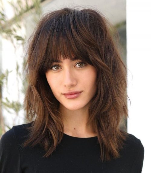 35 Most Universal Medium-Length Haircuts with Bangs