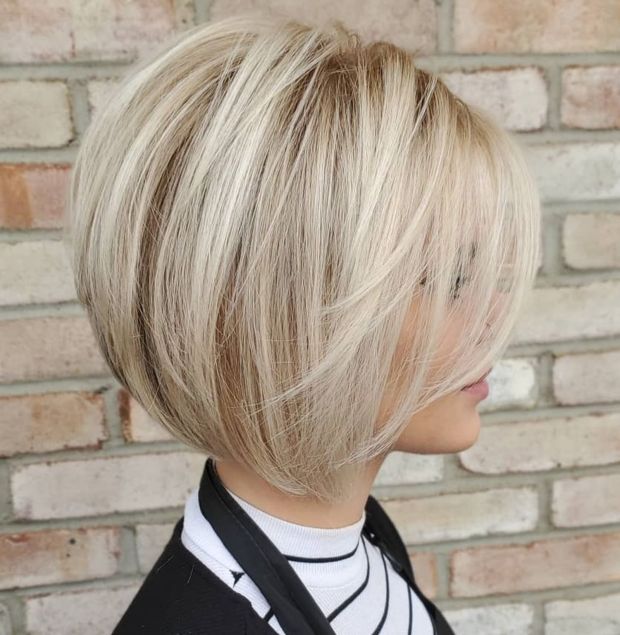 Blonde Bob With White Highlights