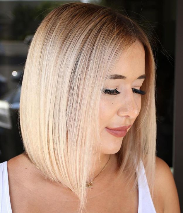 Centre-Parted Creamy Blonde Lob