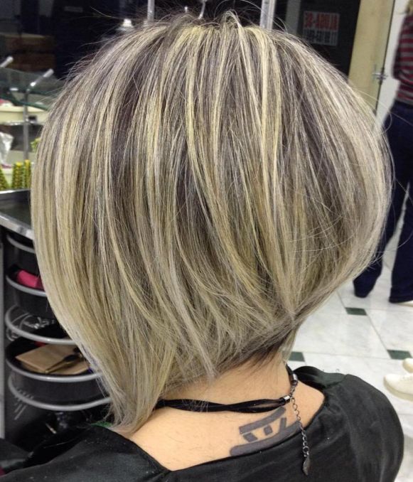 Collarbone Inverted Cool Bronde Bob