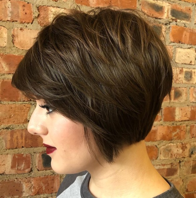 Feminine Shaggy Jaw-Length Bob